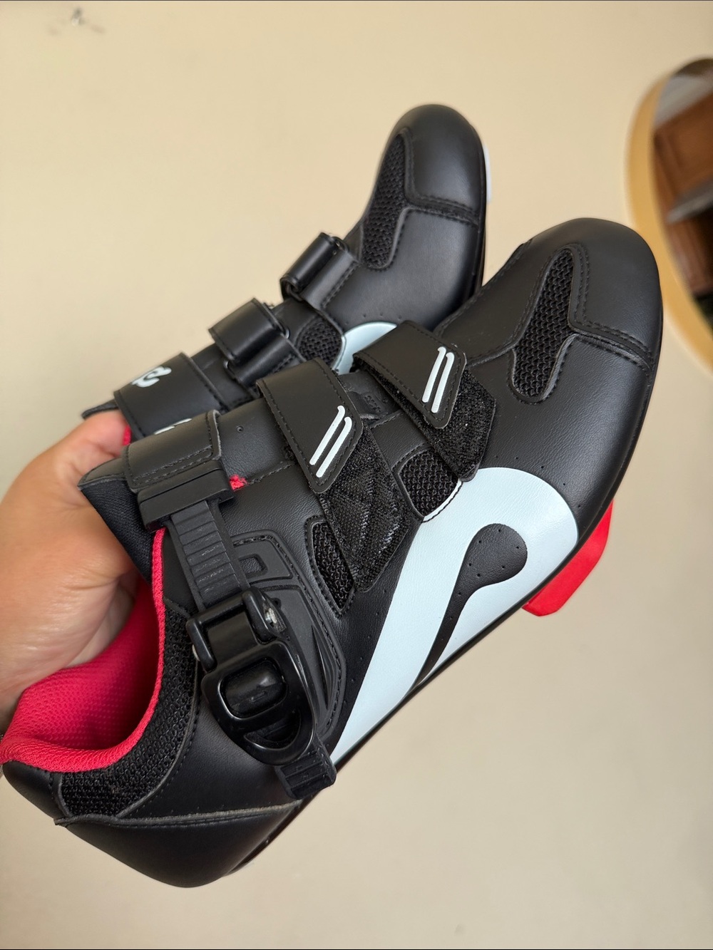 Peloton Cycling Shoes, Black, EU Size 40 (US Men - Size 7.5, US Women - Size 9)